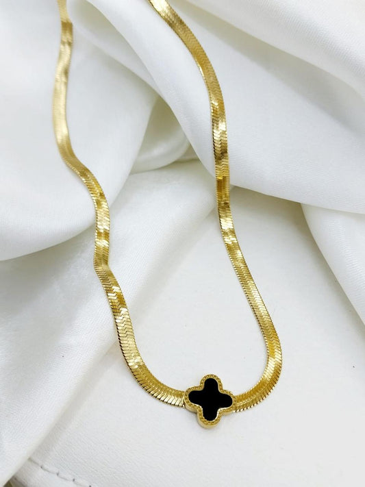 Clover Snake Chain Necklace